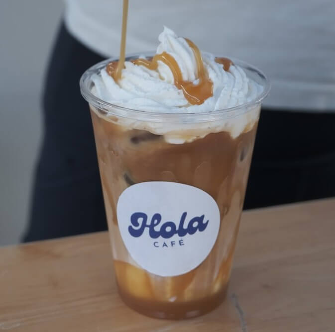 Iced Hola Café